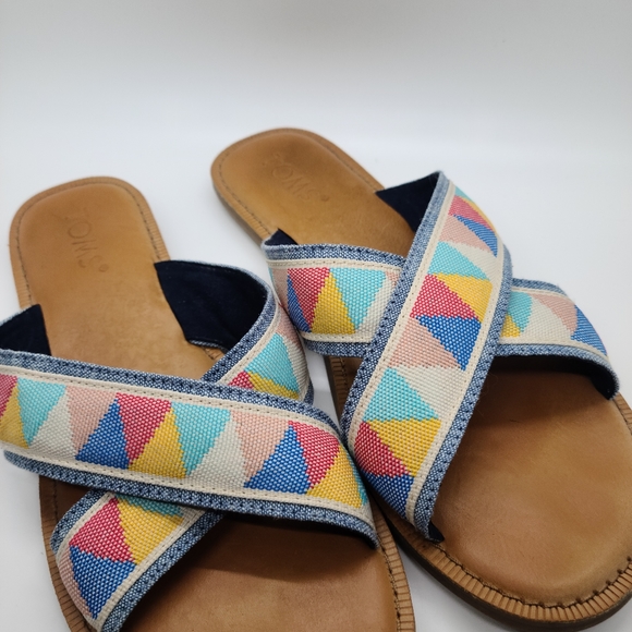Toms Viv geometric sandals size 6.5 - Picture 3 of 5